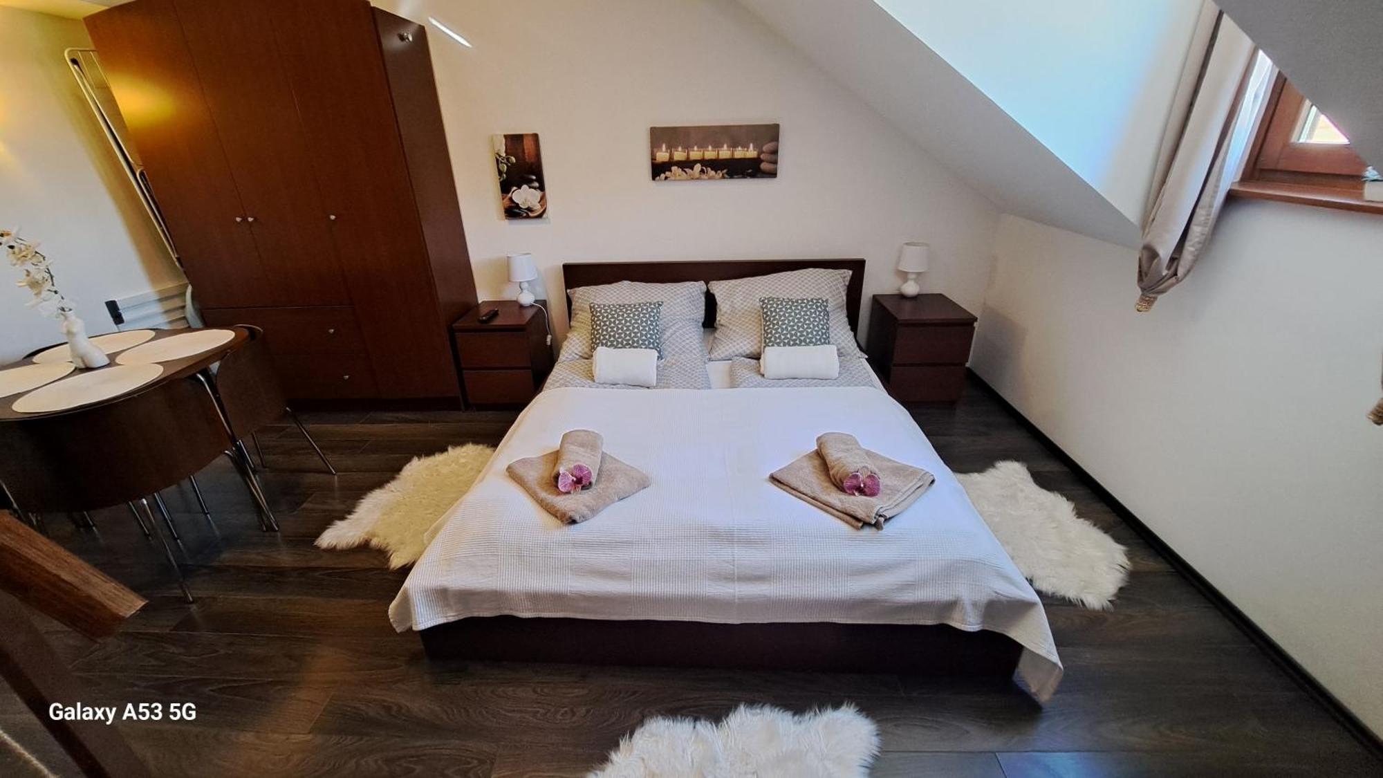 Viktoria Apartman Gyula Eksteriør billede